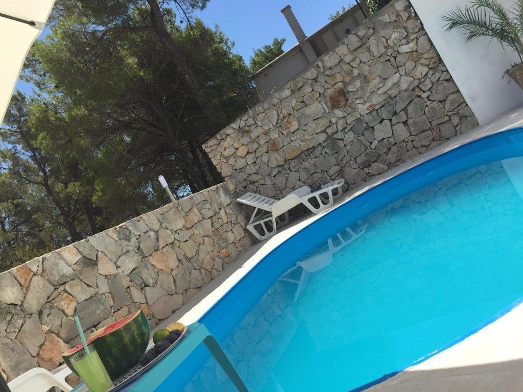 Apartman FOX Apartment Pirovac Bagian luar foto